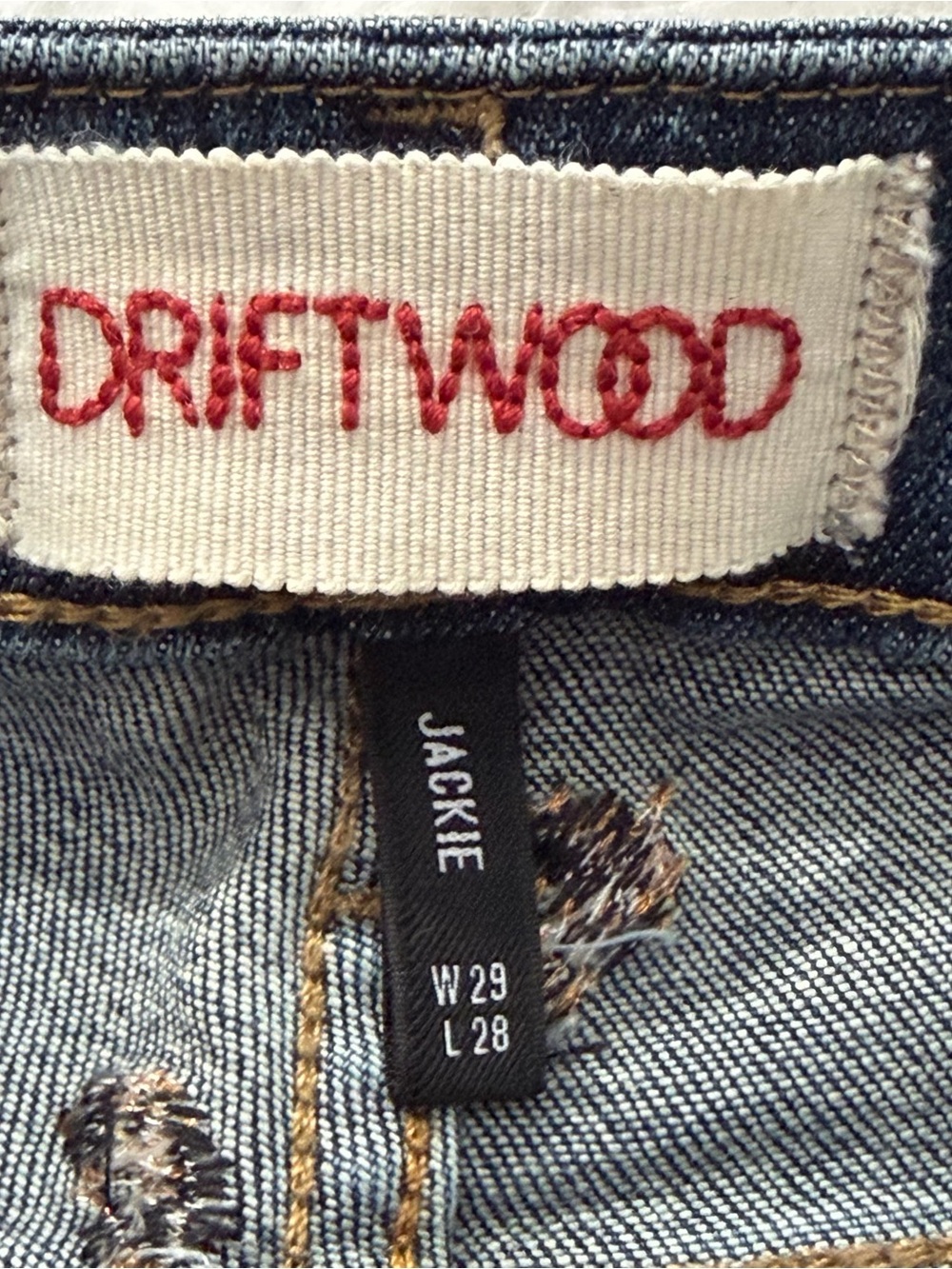 Driftwood Womenβs Jackie Embroidered Cheetah Skinny Jeans Size 29 Blue pockets - Picture 3 of 10